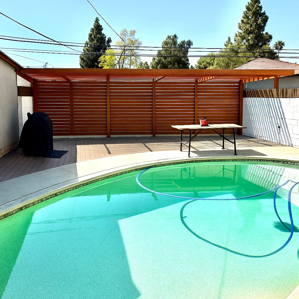 Modern Outdoor Room